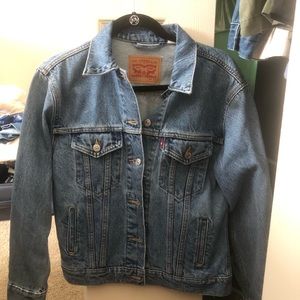 Levi’s brand faded jean jacket